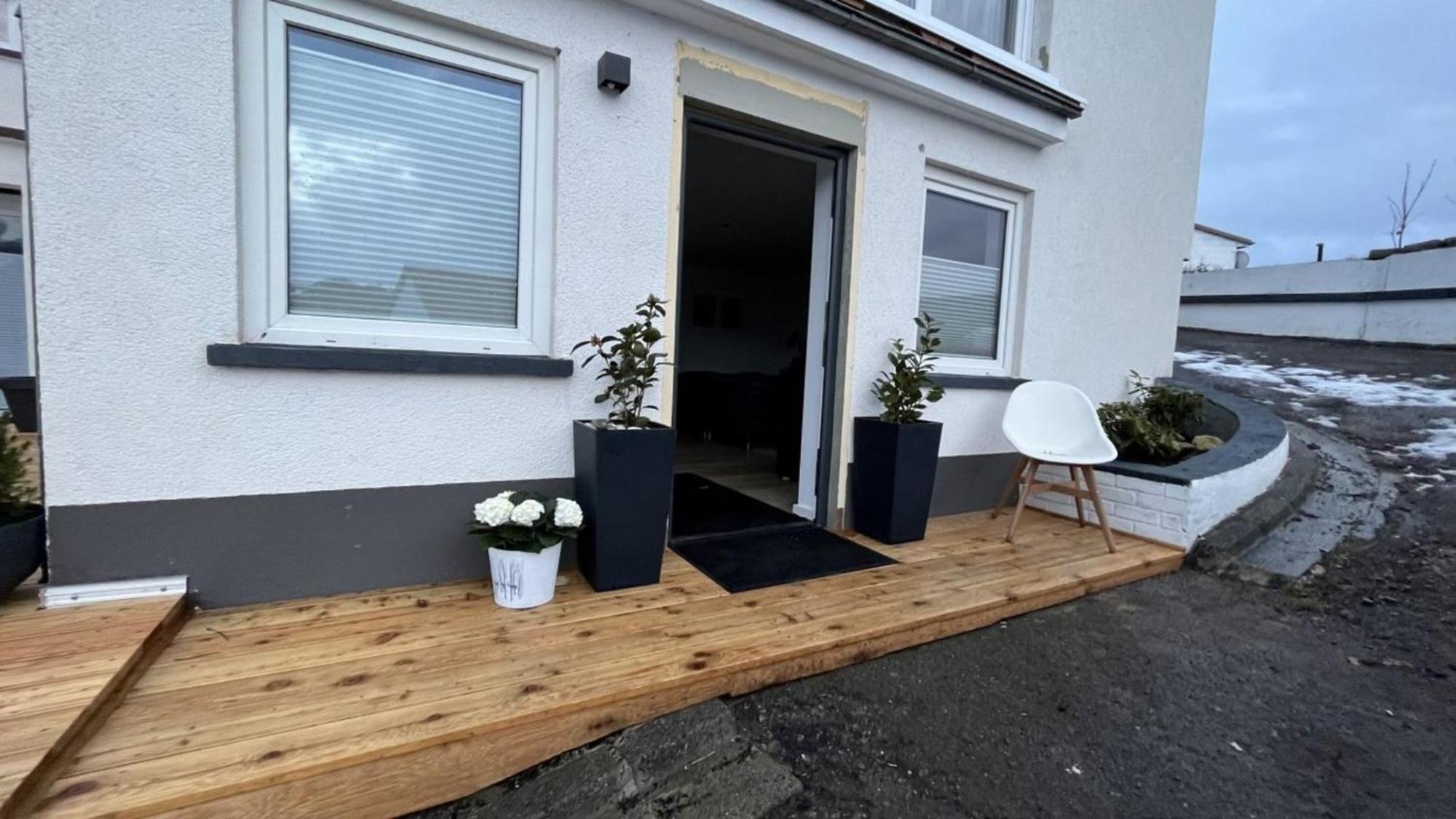Wellness Appartement Eifelglueck Pelm Exterior photo